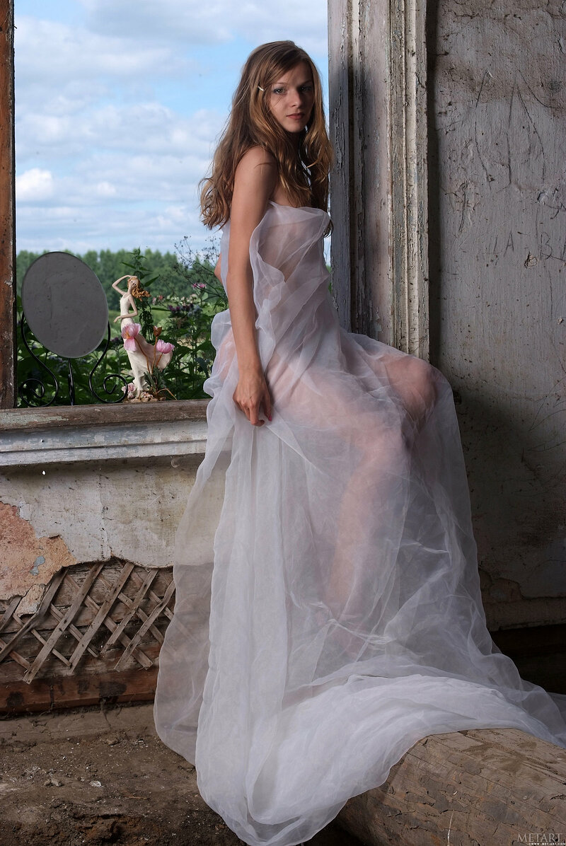 Нина, 24